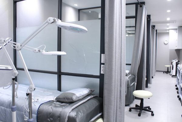 What are the Benefits of Microdermabrasion? -